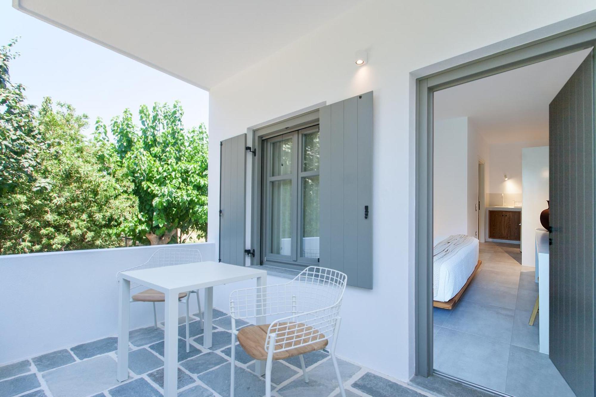 Paris Studios & Apartment Агия Параскеви Екстериор снимка
