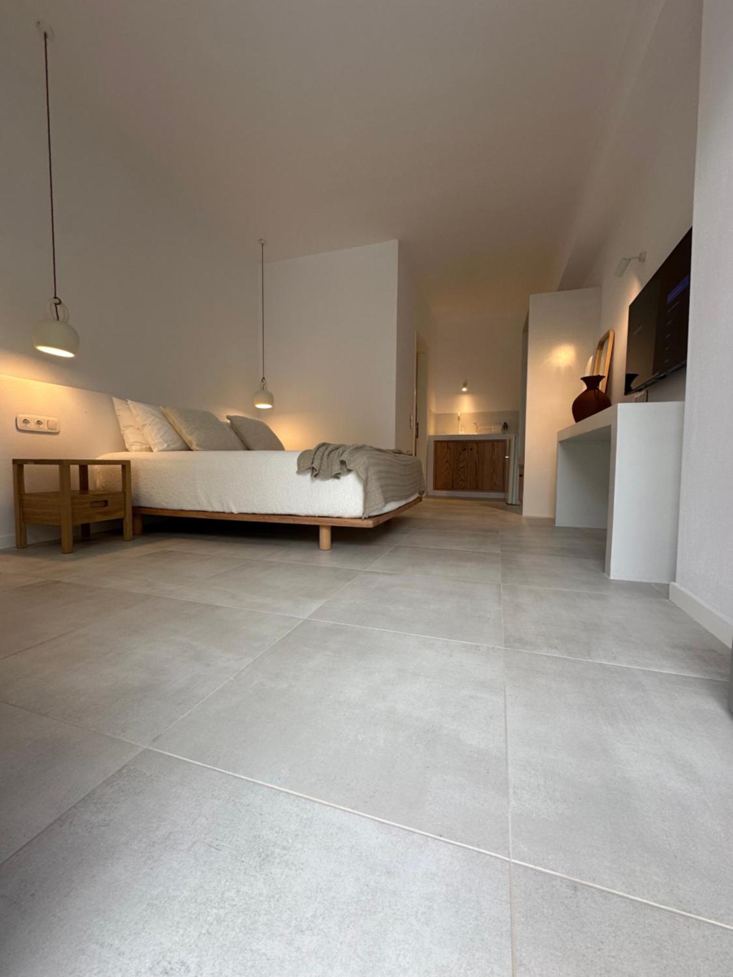 Paris Studios & Apartment Агия Параскеви Екстериор снимка