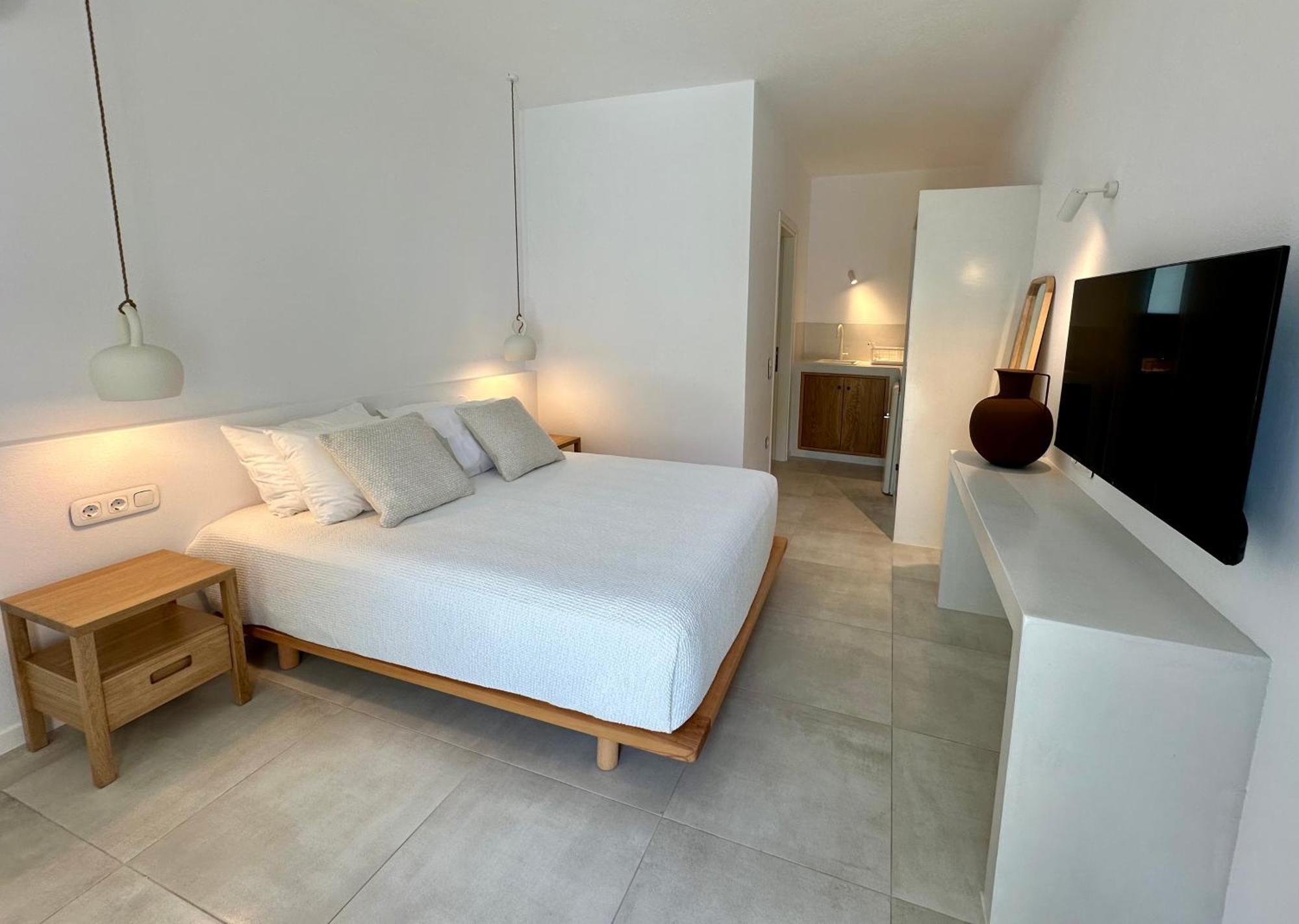 Paris Studios & Apartment Агия Параскеви Екстериор снимка