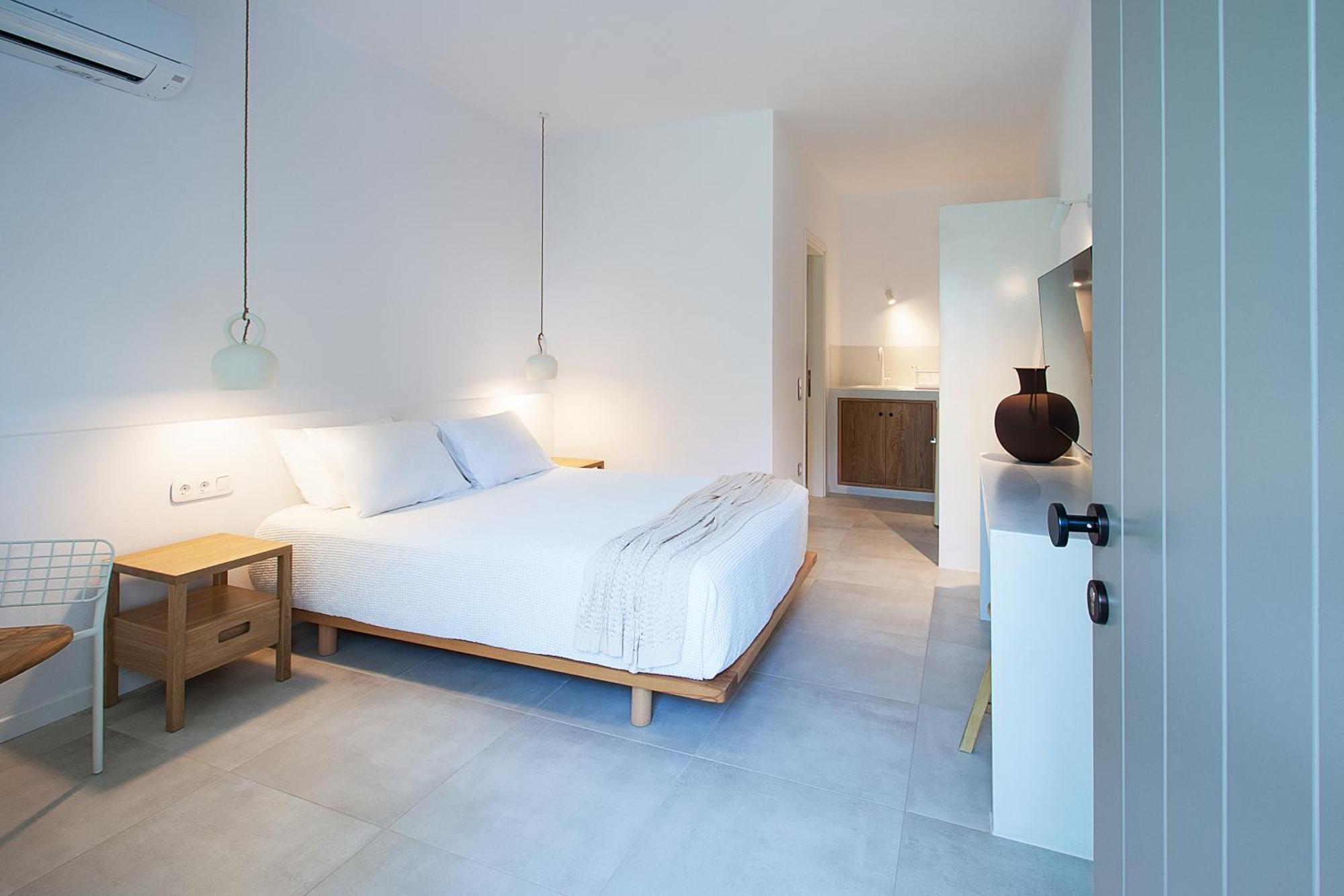 Paris Studios & Apartment Агия Параскеви Екстериор снимка