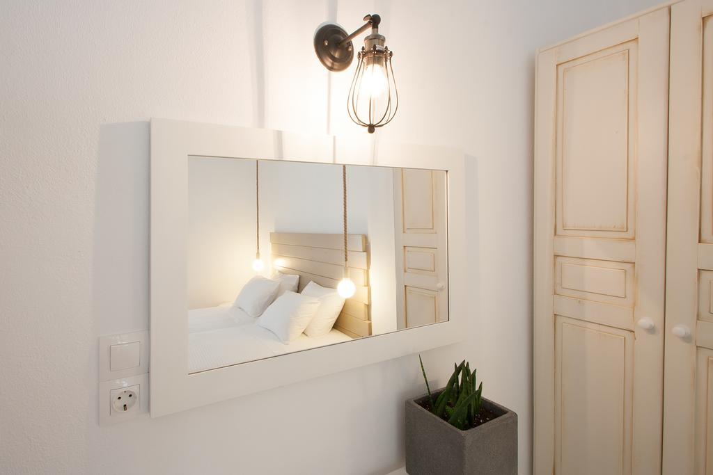 Paris Studios & Apartment Агия Параскеви Екстериор снимка