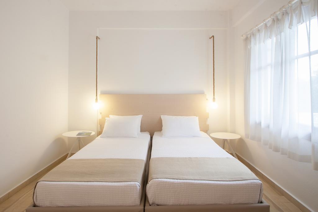 Paris Studios & Apartment Агия Параскеви Екстериор снимка