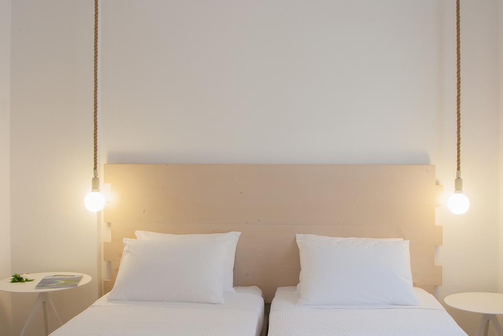 Paris Studios & Apartment Агия Параскеви Екстериор снимка